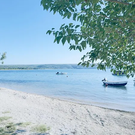 Beautiful 3min From The