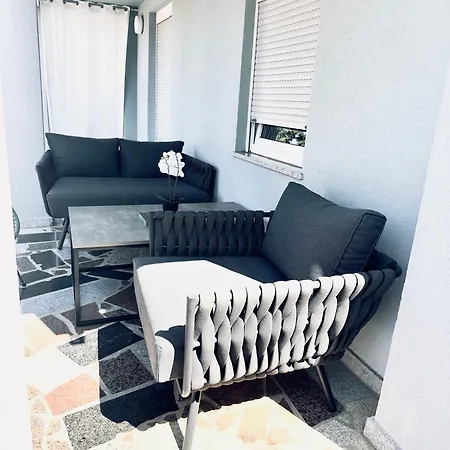 Apartment Beautiful 3min From The