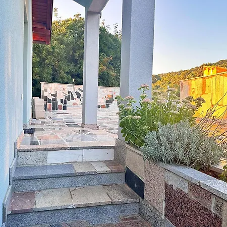 Апартаменты Beautiful 3min From The Krusevo (Zadar)