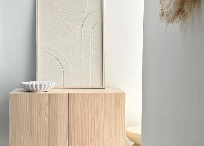 Beautiful 3min From The *